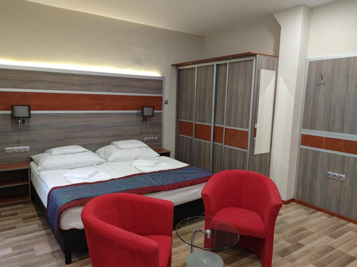 Fortuna Hotel Miskolc Buitenkant foto